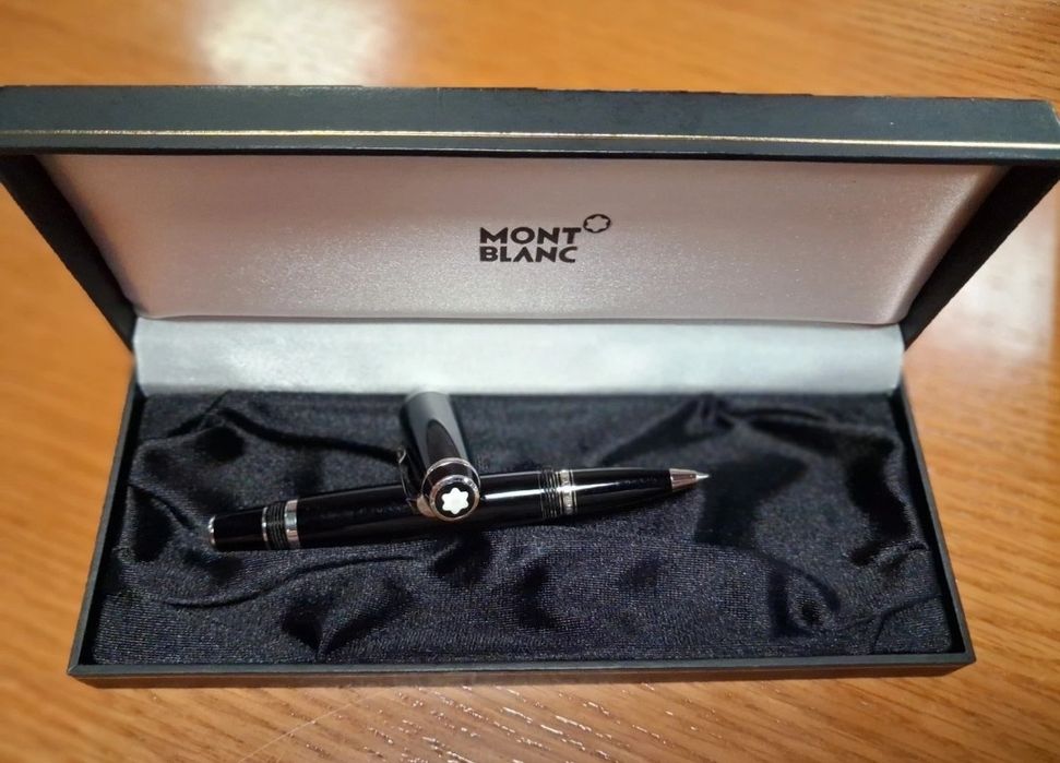 Caneta esferografica  Montblanc Boheme  com pedra preta Ónix