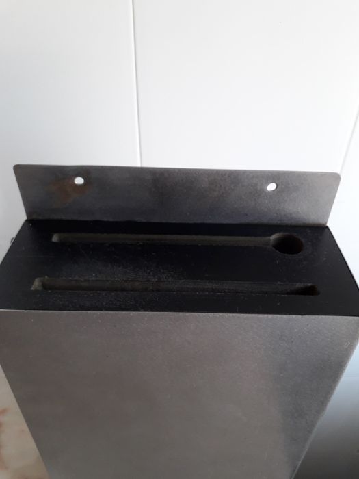 Suporte em inox para facas e fusil