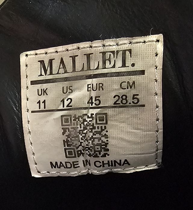 Кроссовки Mallet Knox в отличном состоянии