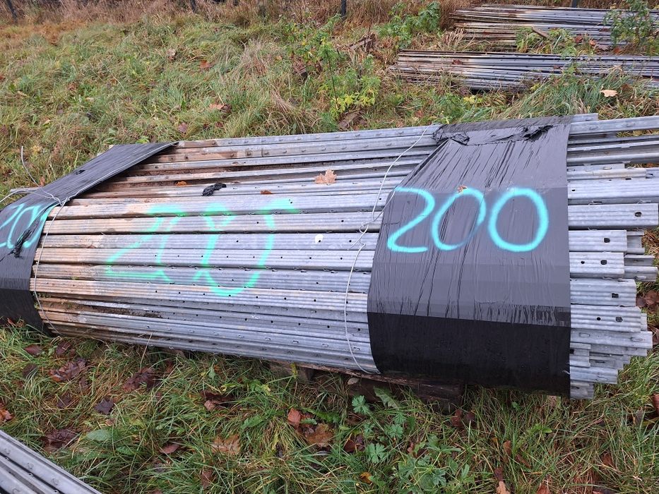 słupki metalowe ocynkowane