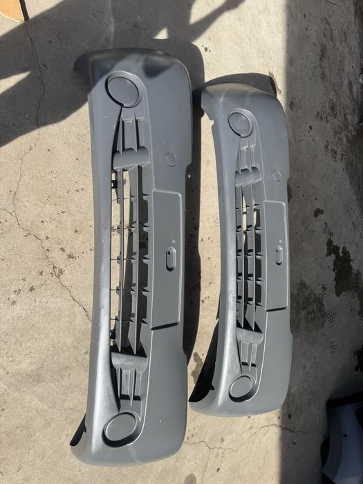 Zderzak przód przedni Renault Trafic II Lift Vivaro Primastar