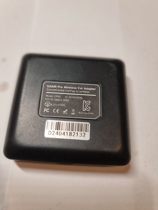 bezprzewodowy adapter CarPlay