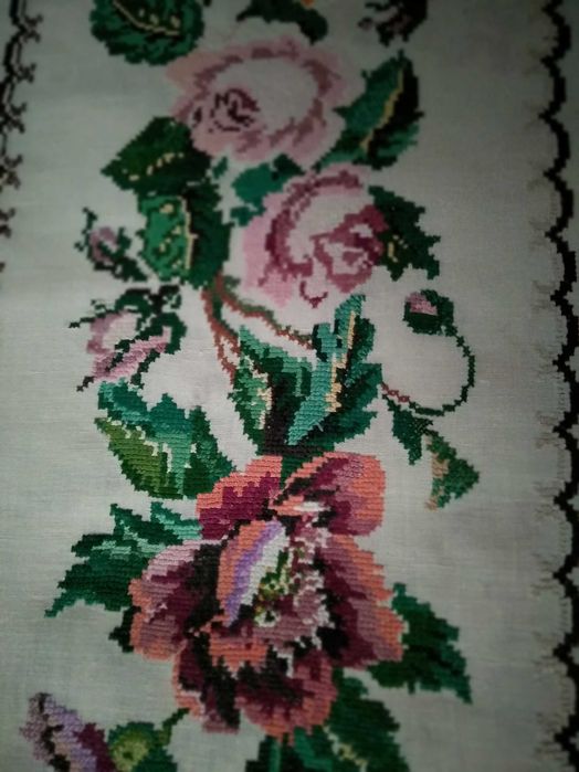 Обмін на саджанці лохини Вишивка квіткове панно автентичне  рукоділля