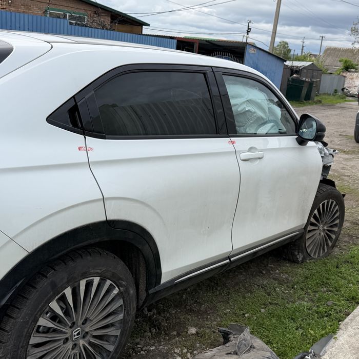 Двері двери honda ens1 enp1