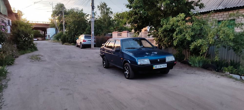Продам ваз 21099