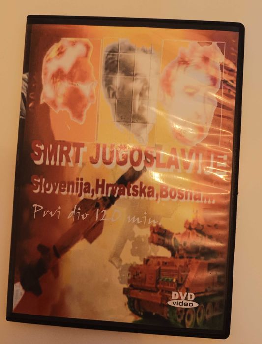 2 x DVD, Smrt Jugoslavije,  srpski, bosanski, English.