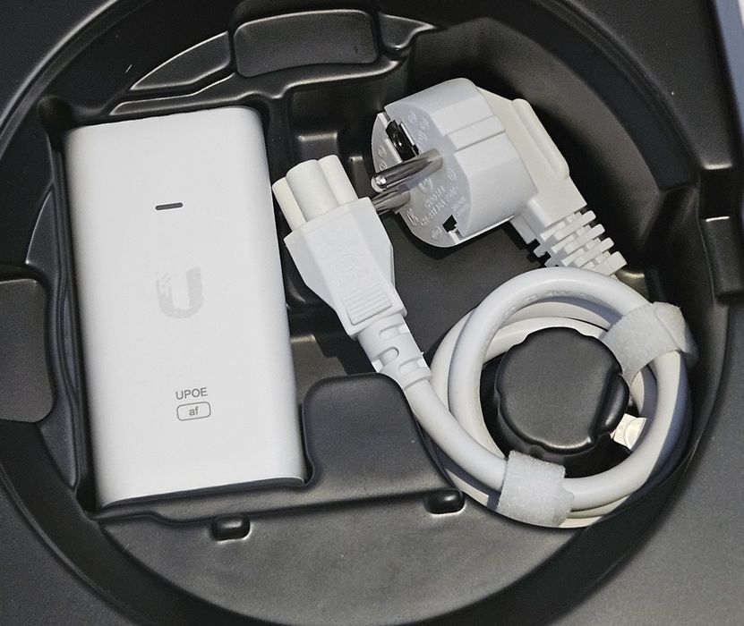 Injetor PoE de marca Unifi
