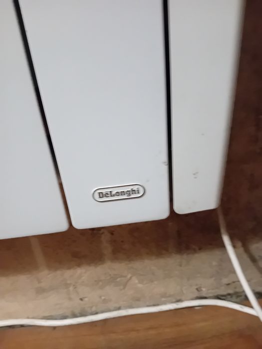 Aquecedor cerâmico marca Delonghi