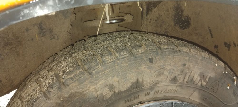 Автомобіль ваз 2105