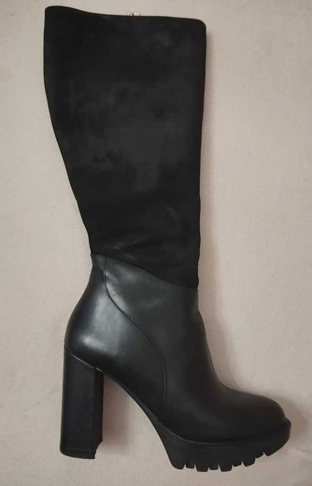 Ocieplane eleganckie kozaki firmy Kazar, r.40