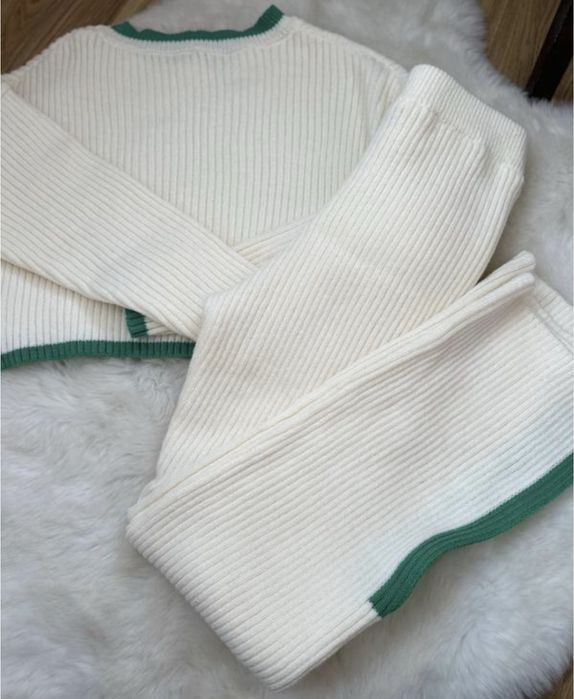 Костюм осінь зима