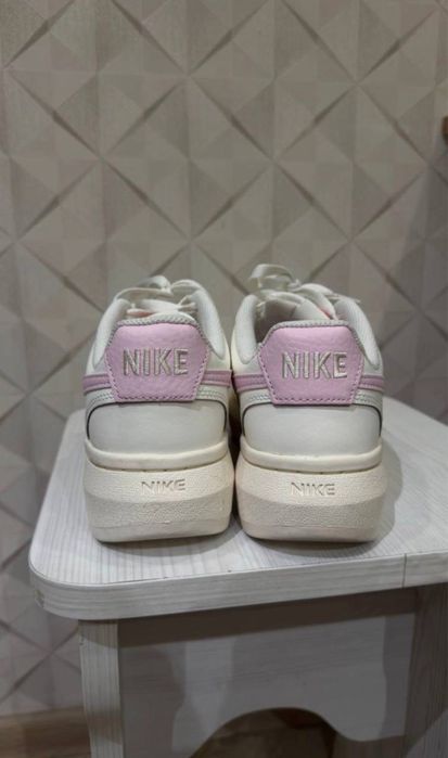 Кросівки Nike,оригінальні