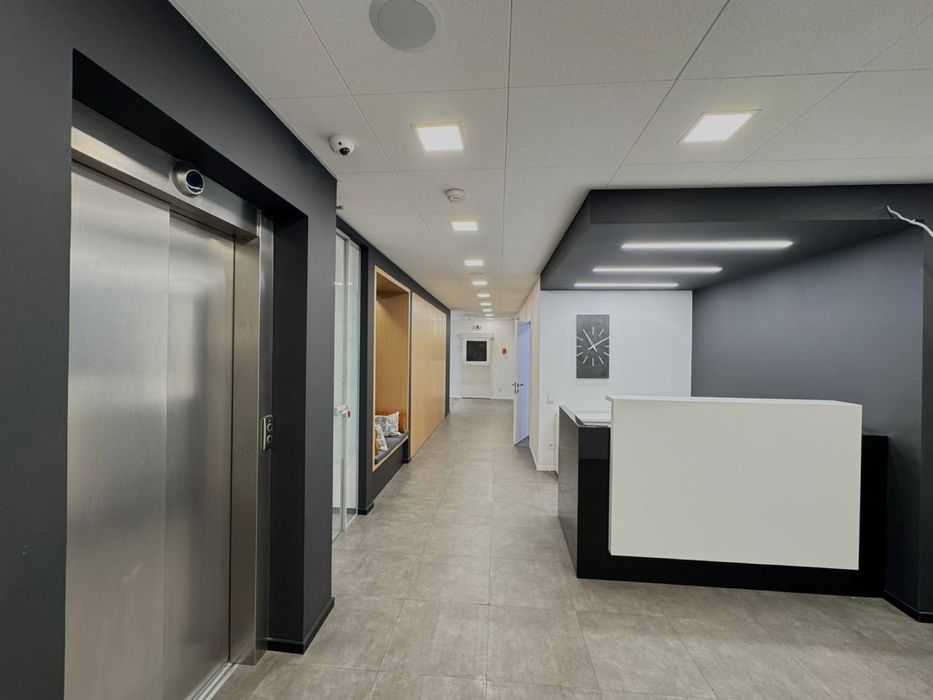 Оренда, офіс 250м2, дизайнерський ремонт, метро Палац спорту. Власник