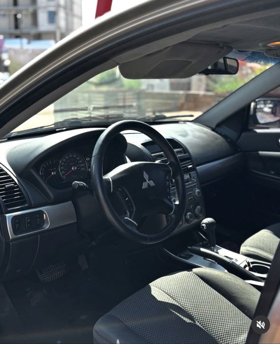 Продам Mitsubishi Galant 2.4