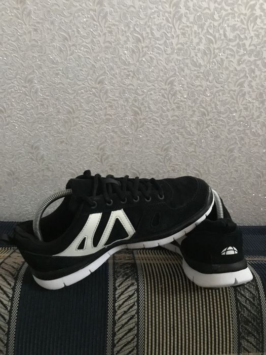 Кросівки  Nordcap  40-41 розмір, по устілці 25,5 см