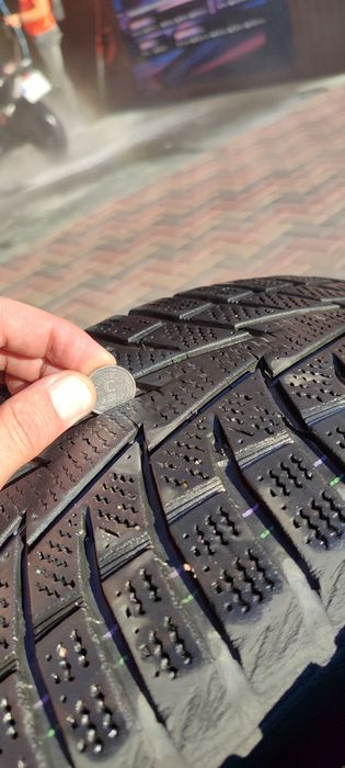 Зимова гума Hankook Winter i Cept W636 XL 225/60 R17