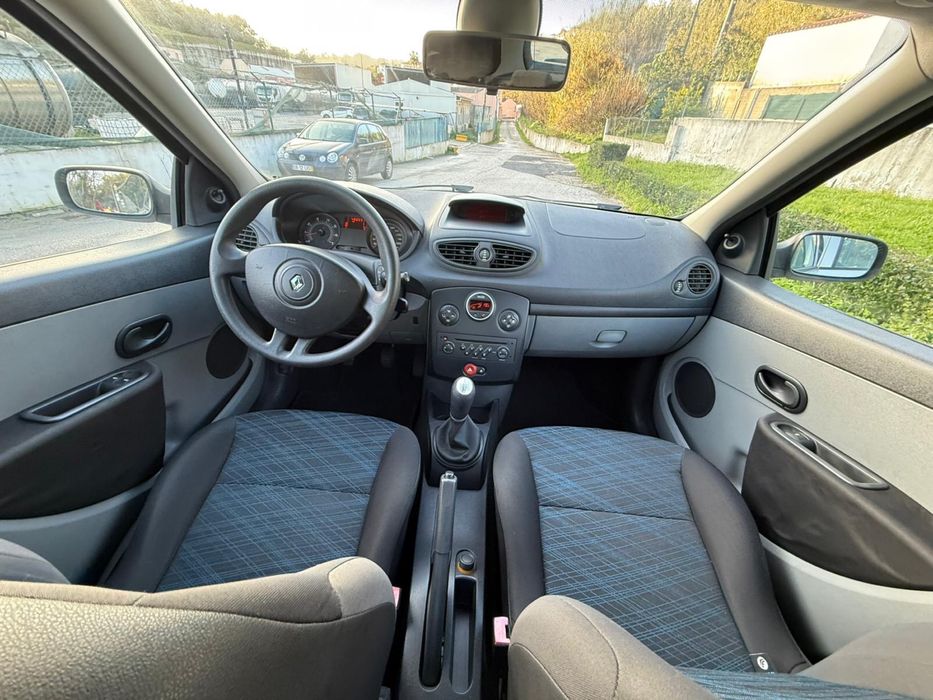 Renault clio 1.2  16V