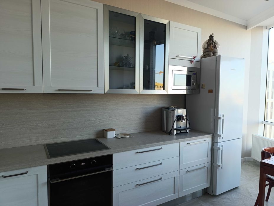 Итальянский бульвар. ЖК 25 Жемчужина. 65 м. Мебель, техника