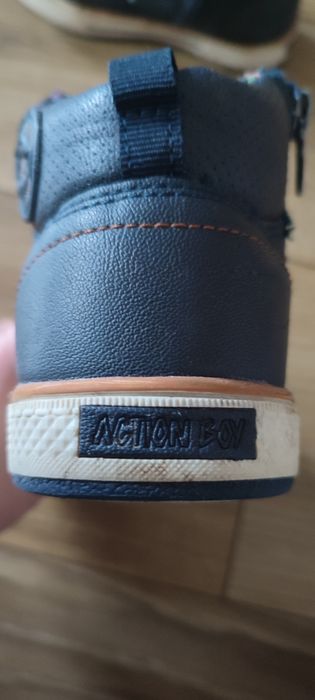 Buty jesień zimowe chlopiece 29 ciepłe zamek