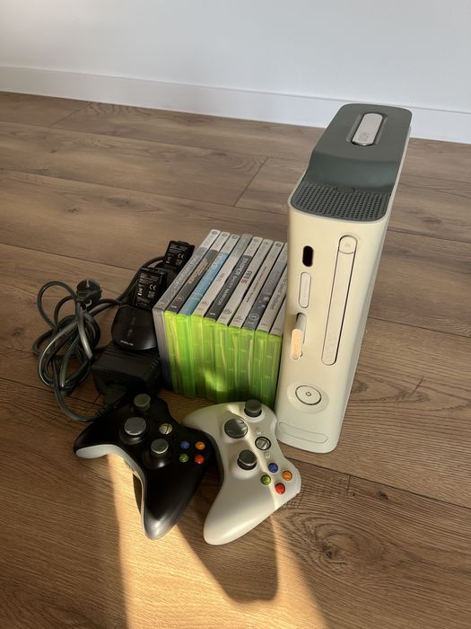 Xbox 360, 2 pady i gry