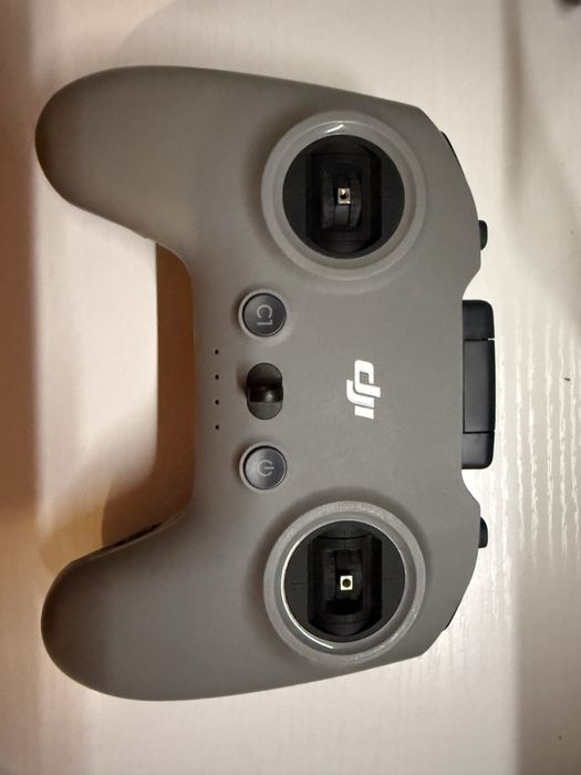 Comando Dji FPV 2430094158419742721