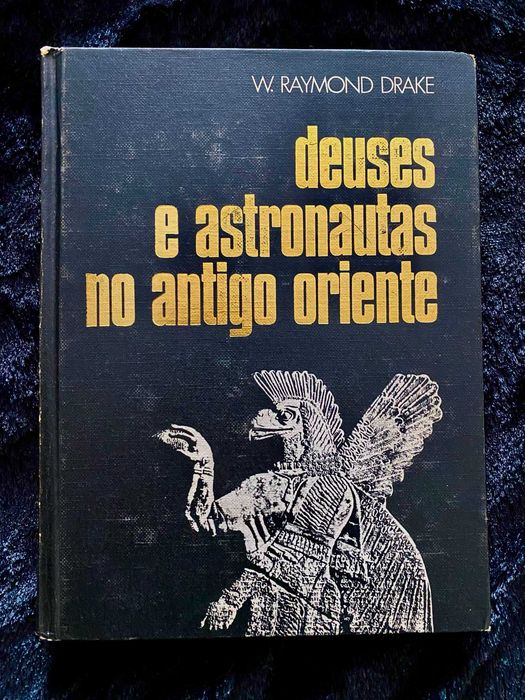 Lote 9 Livros Círculo de Leitores – OVNIs, Mistérios, Civilizações Antigas e Fenómenos Inexplicáveis – 1974/1983