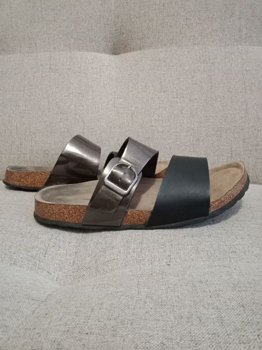 Klapki buty męskie rozm 40i2/3 marki Graceland