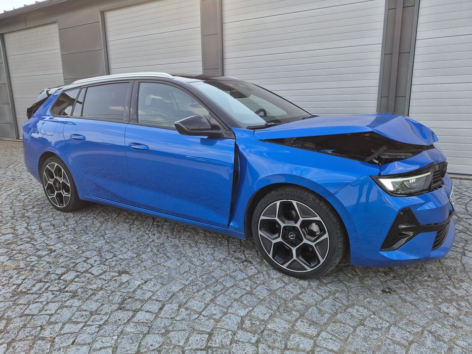 OPEL ASTRA ST GS 1.2 130 Cv Automática