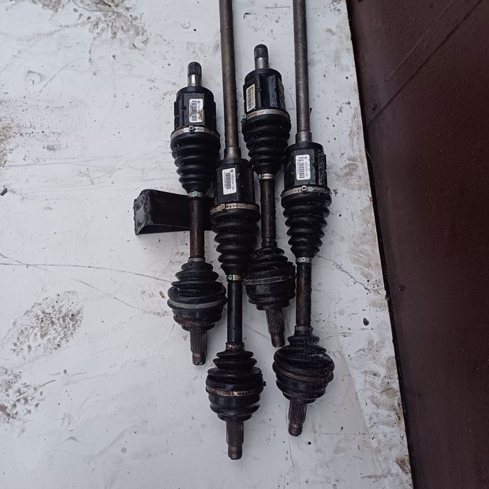 Полуось передня bmw x5 e53 піввісь передня шрус наружній бмв х5 е53