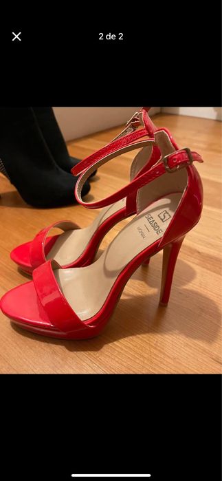 Botas e saltos (numero 36)
