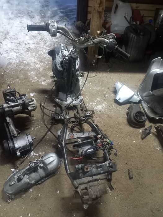 Продам деталі що є на фото