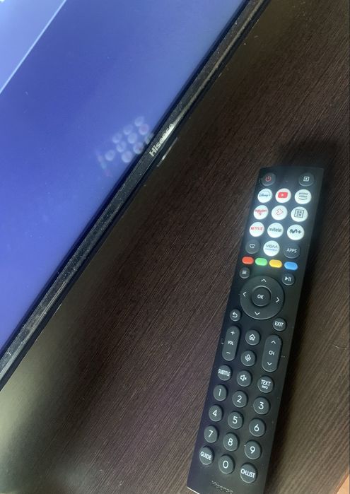 Hisense Smart TV E7 Series 50 QLED