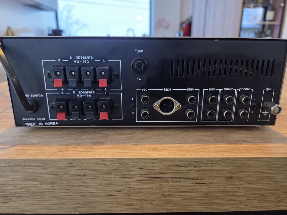 Audiometric 8700B – wzmacniacz stereo vintage | Made in Korea | kom