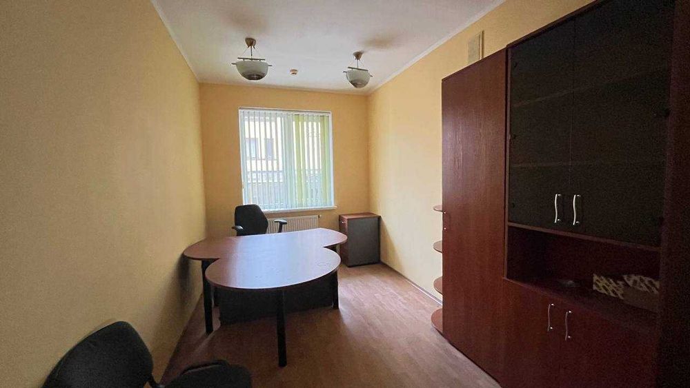 Продаж приміщення на вул. Степанівни