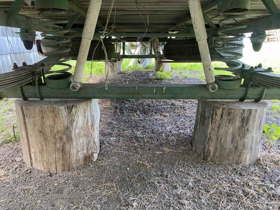 Платформа причеп для бджіл вуликів