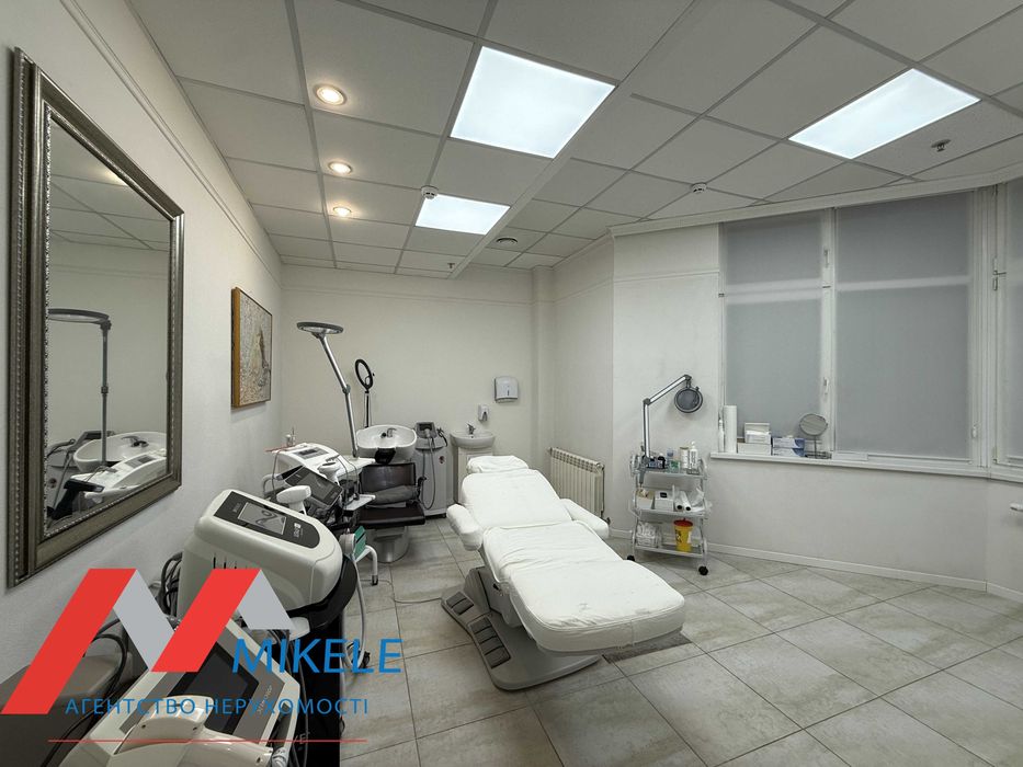 Приміщення 190м2 Дніпровська набережна 25-Б м. Осокорки ТЦ River Mall