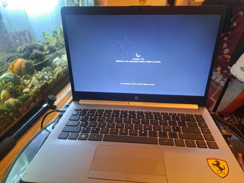 HP 245 G8 Windows 11