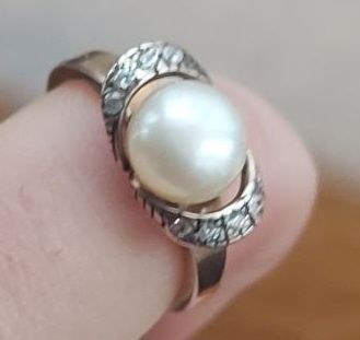 Продаётся серебряное кольцо