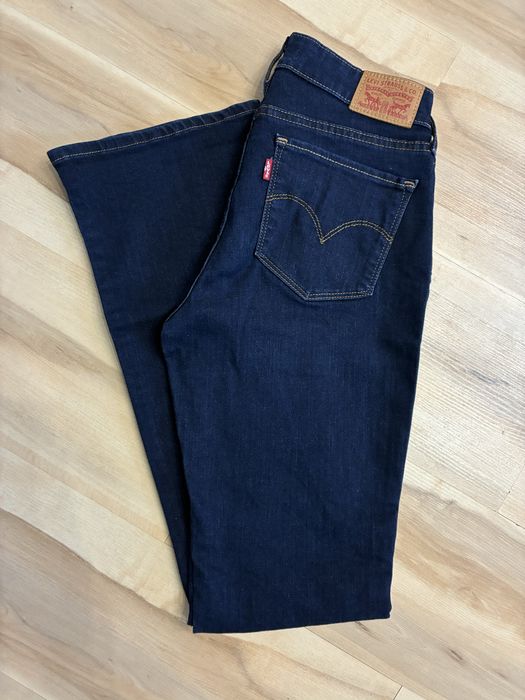 Джинси Levi’s кльош