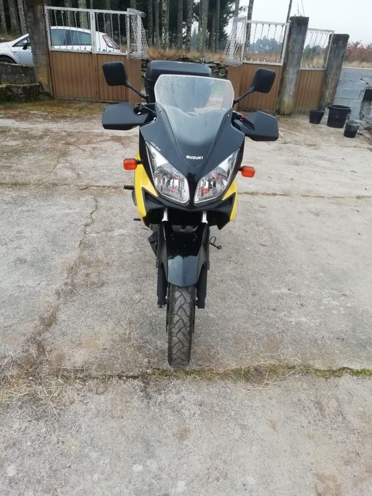 Suzuki DL 1000 para peças