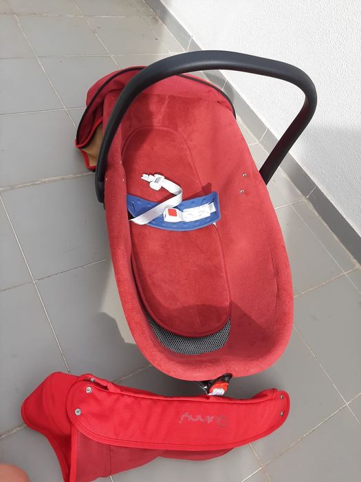 Alcofa Quinny em bom estado