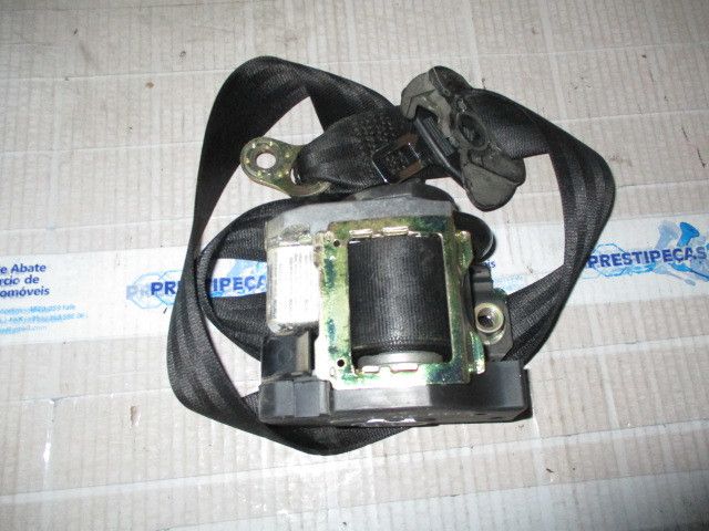 Pré-tensor cinto frente direito VOLKSWAGEN Passat (3B3)