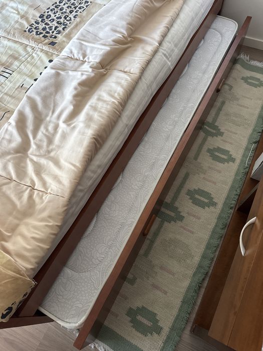 Cama dupla /gaveta