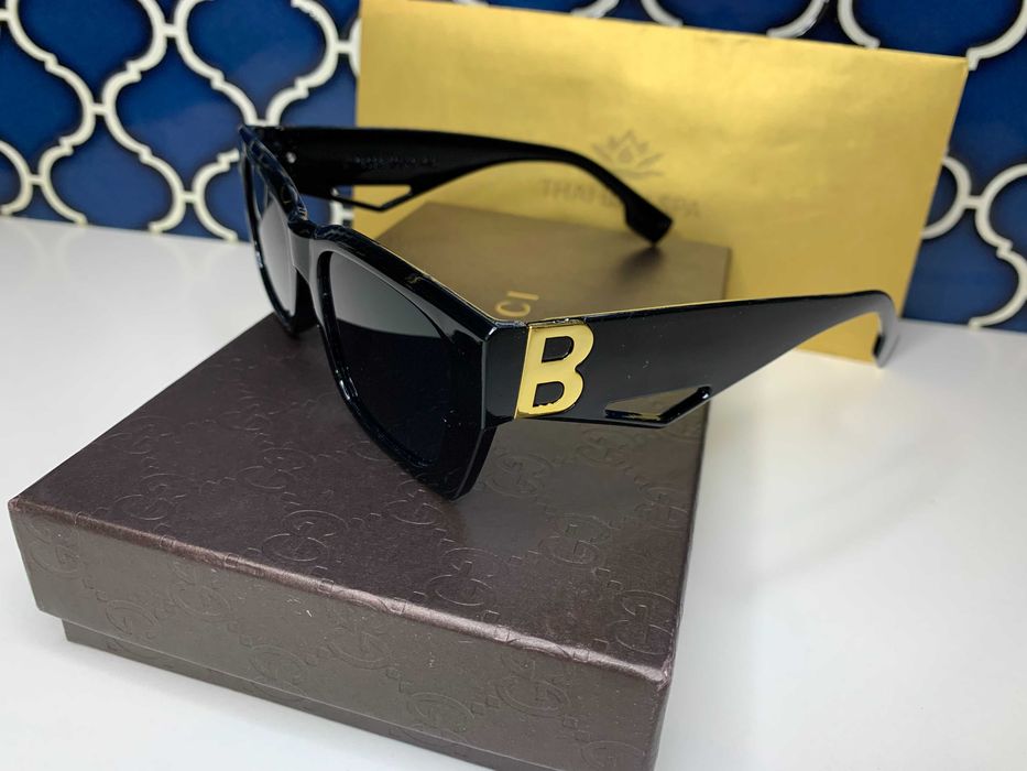 Stylowe i eleganckie okulary B przeciwsłoneczne czarne