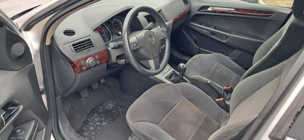 Opel Astra H 1.7 Cdti