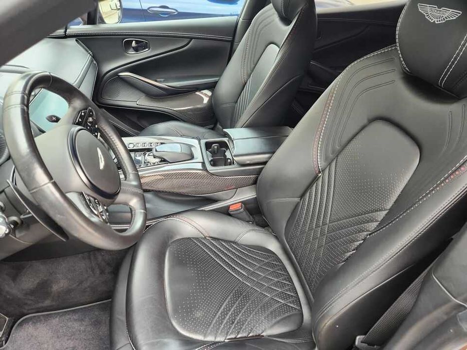 2021 Aston Martin DBX