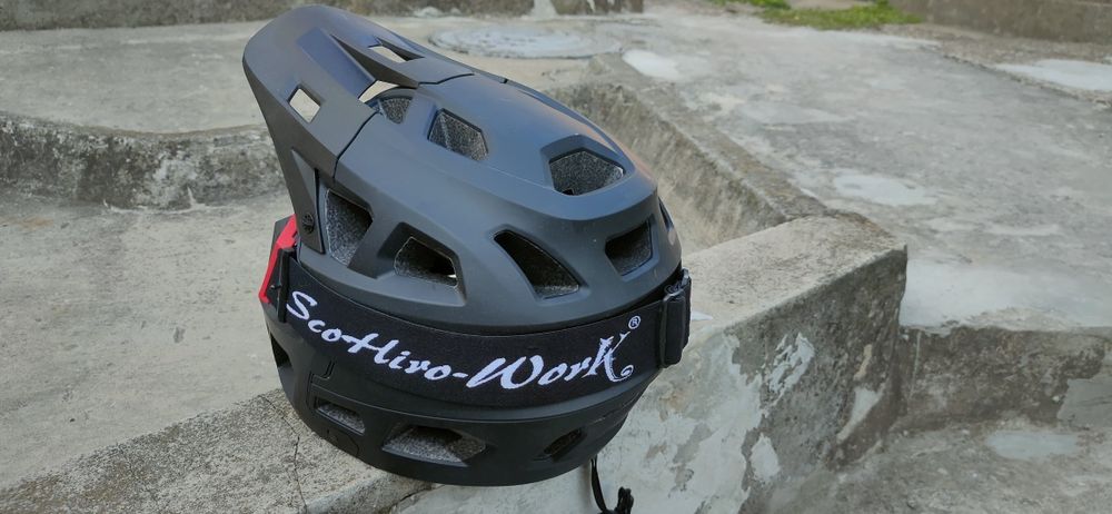 Продам шлем размер L