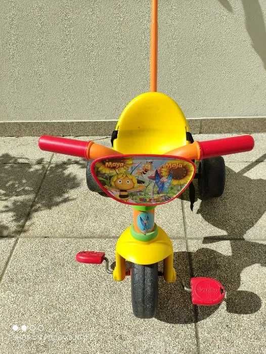 Triciclo de criança