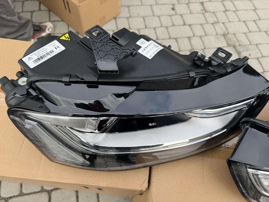 Фари ксенон Audi A4 B8 фары xenon з блоками 2011-2016 фара ауді а4 68