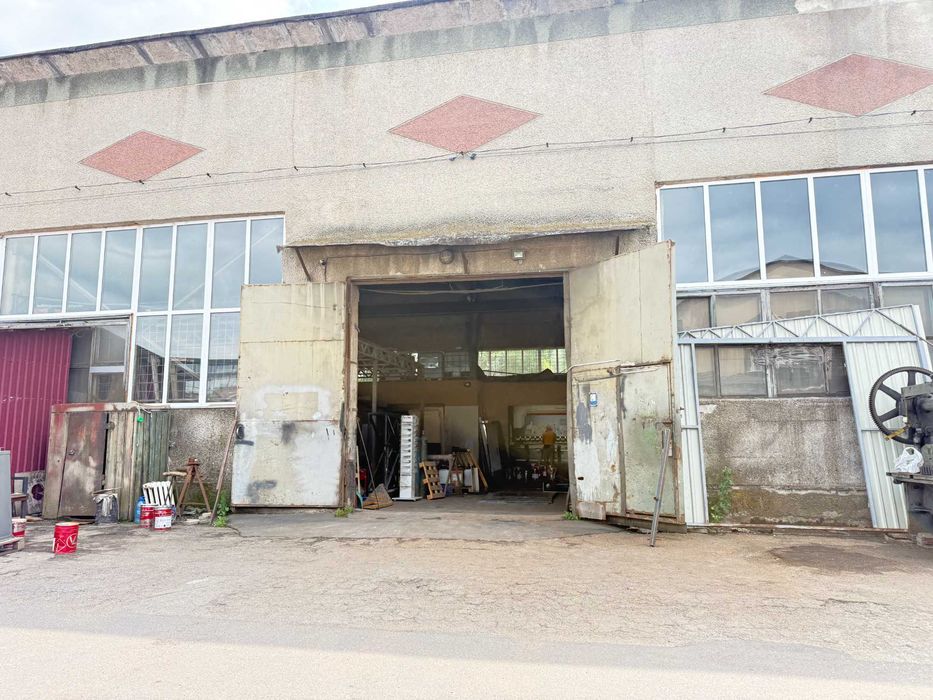 Оренда складу 1264 м² під виробництво з кран-балкою Вінниця